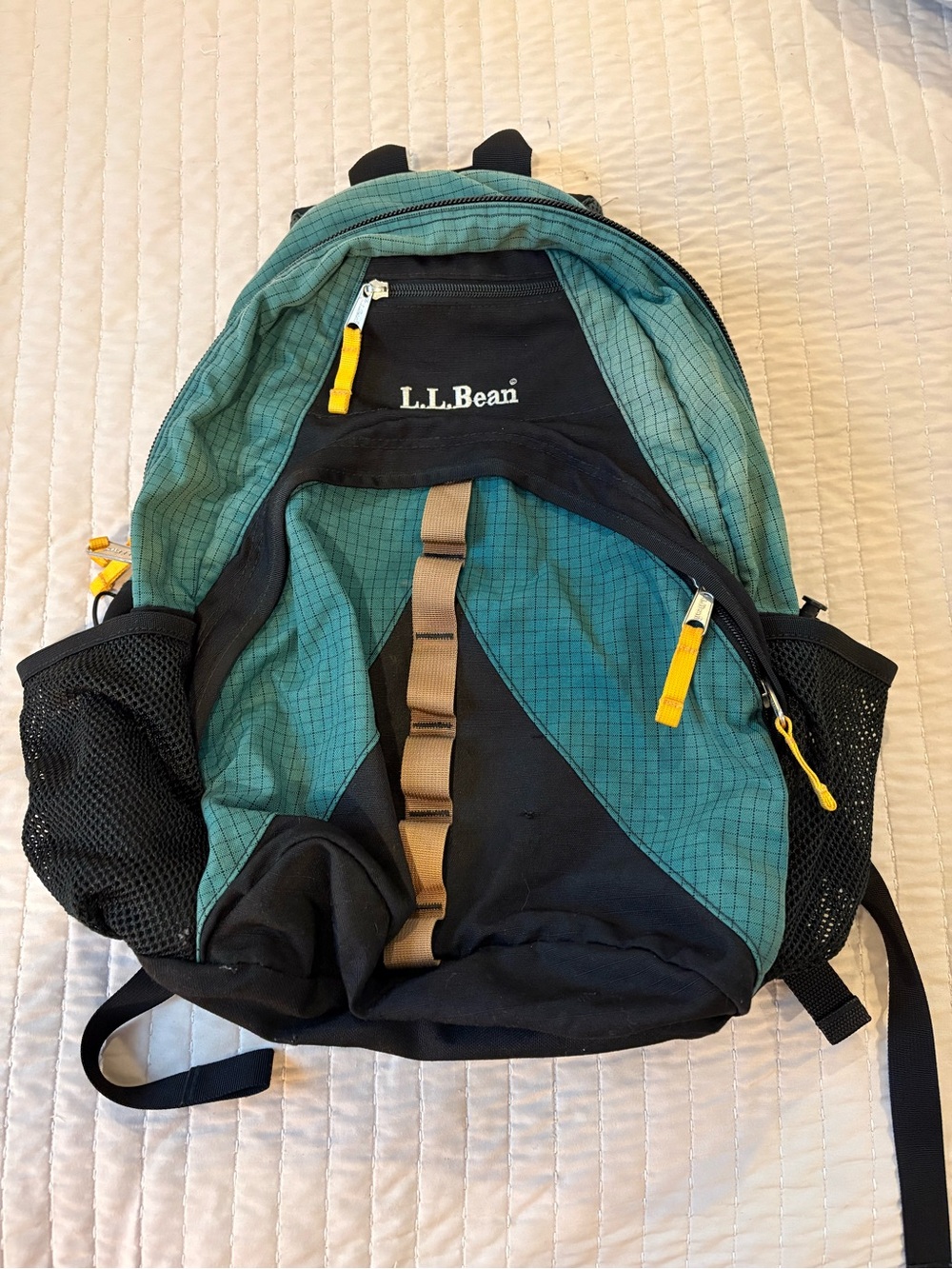 vintage LL Bean Comfort Carry Portable Locker grid backpack green, tan & black